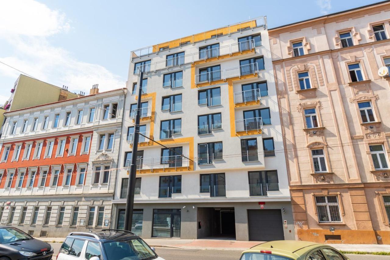 Brand New Two Room Apartment #64 In Elite Rezidence With Free Secure Parking Prag Eksteriør billede